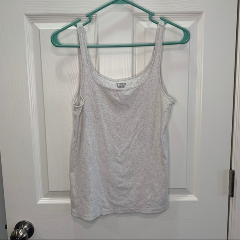5/$15 Gap tank top size medium white / gray